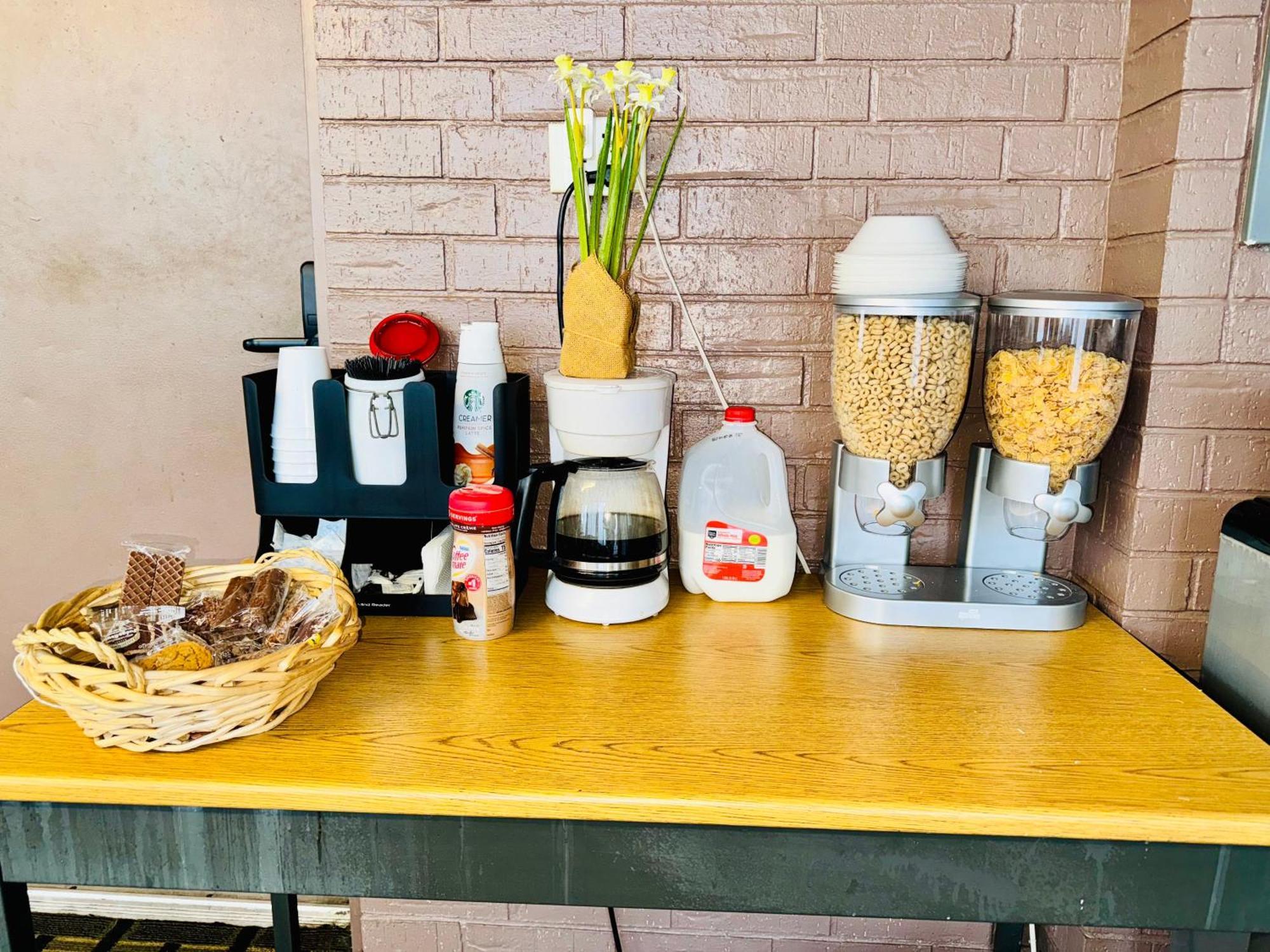 Americas Best Value Inn Jay 外观 照片