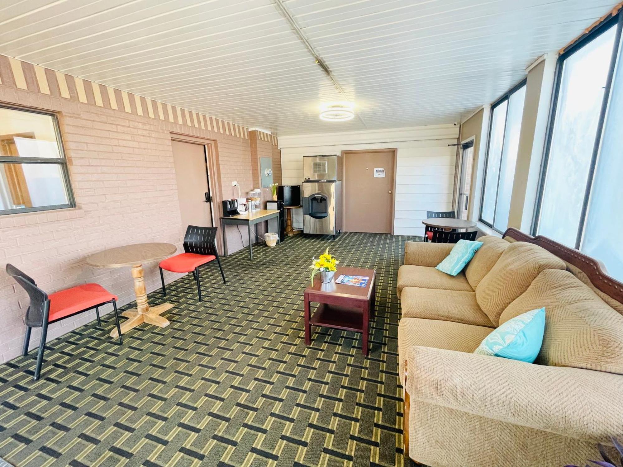 Americas Best Value Inn Jay 外观 照片